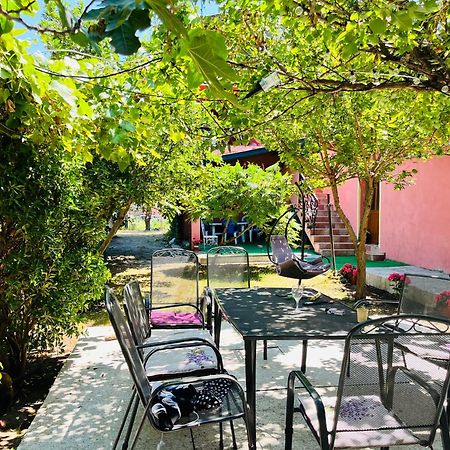 Brunette Beauties Guesthouse & Studio Sinemorets Ngoại thất bức ảnh