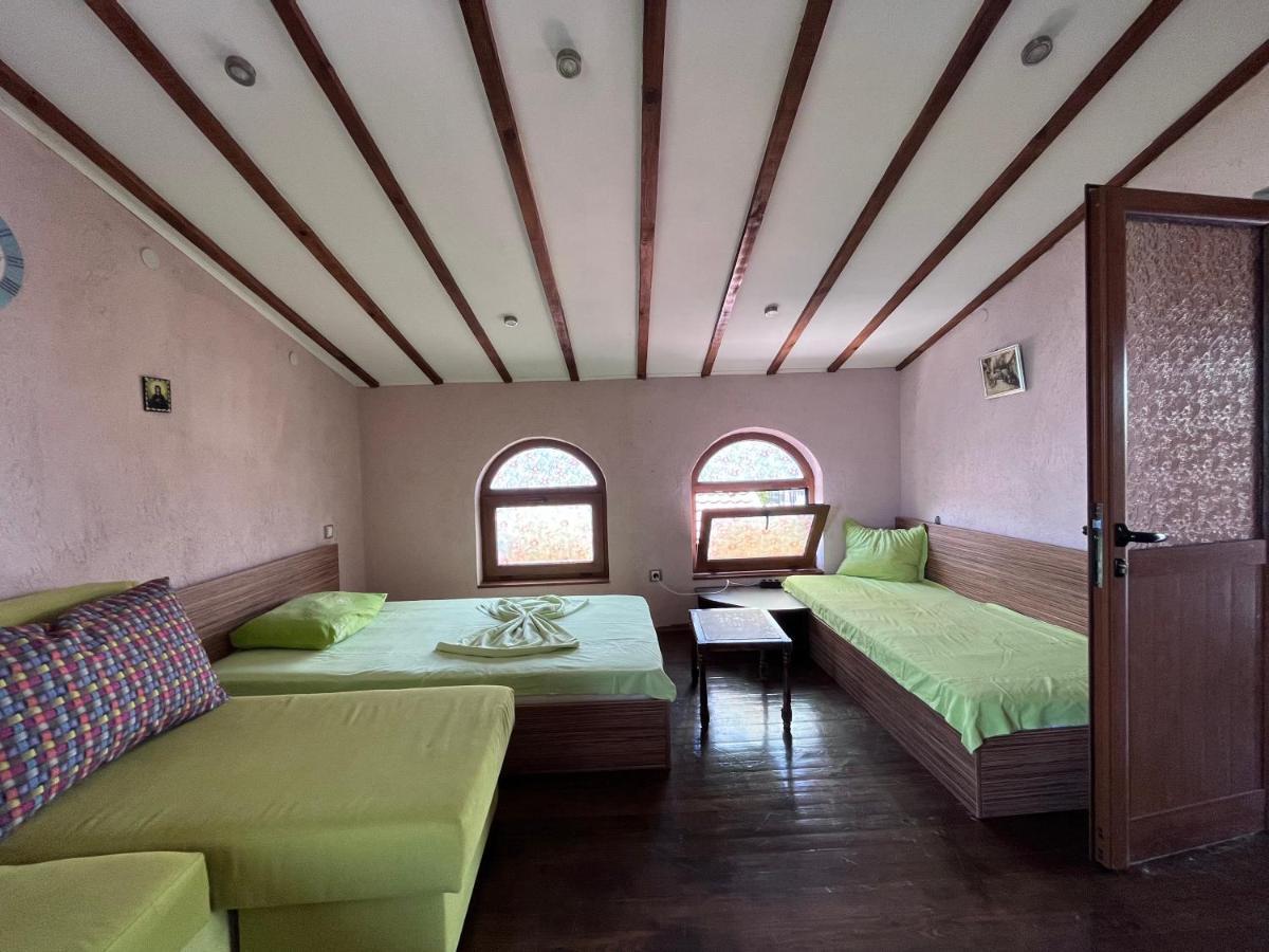 Brunette Beauties Guesthouse & Studio Sinemorets Ngoại thất bức ảnh